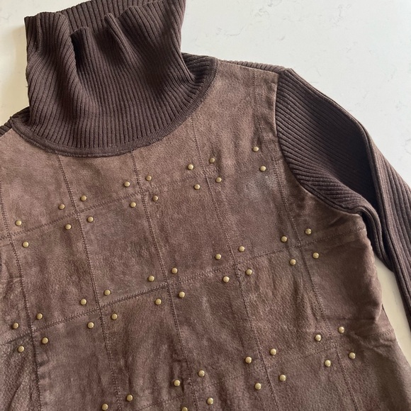 Vintage Suede Paneled Turtleneck - Picture 6 of 11
